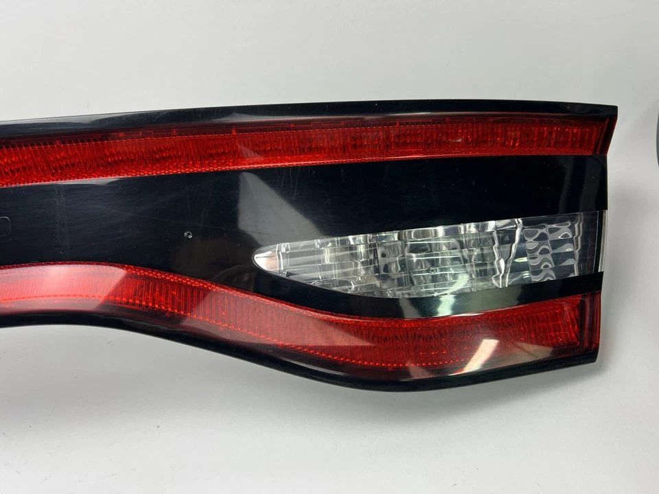 13-15 Dodge Dart Rear Central Tail Light Tail Lamp Third Brake Light 68164500AE - Image 2 of 4