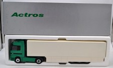 Die Cast 1/43 "Mercedes Benz Actros Truck Of The Year 1997"