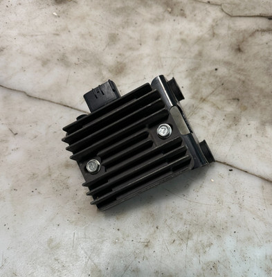 2016 12-16 KAWASAKI NINJA EX650 EX 650 R RECTIFIER VOLTAGE REGULATOR OEM TESTED