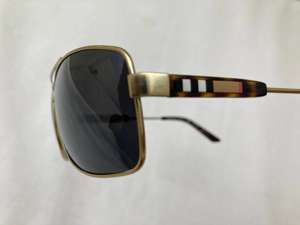 Burberry Men Sunglasses B 3074 1167/83 Aviator Gold Frame - Image 3 of 4