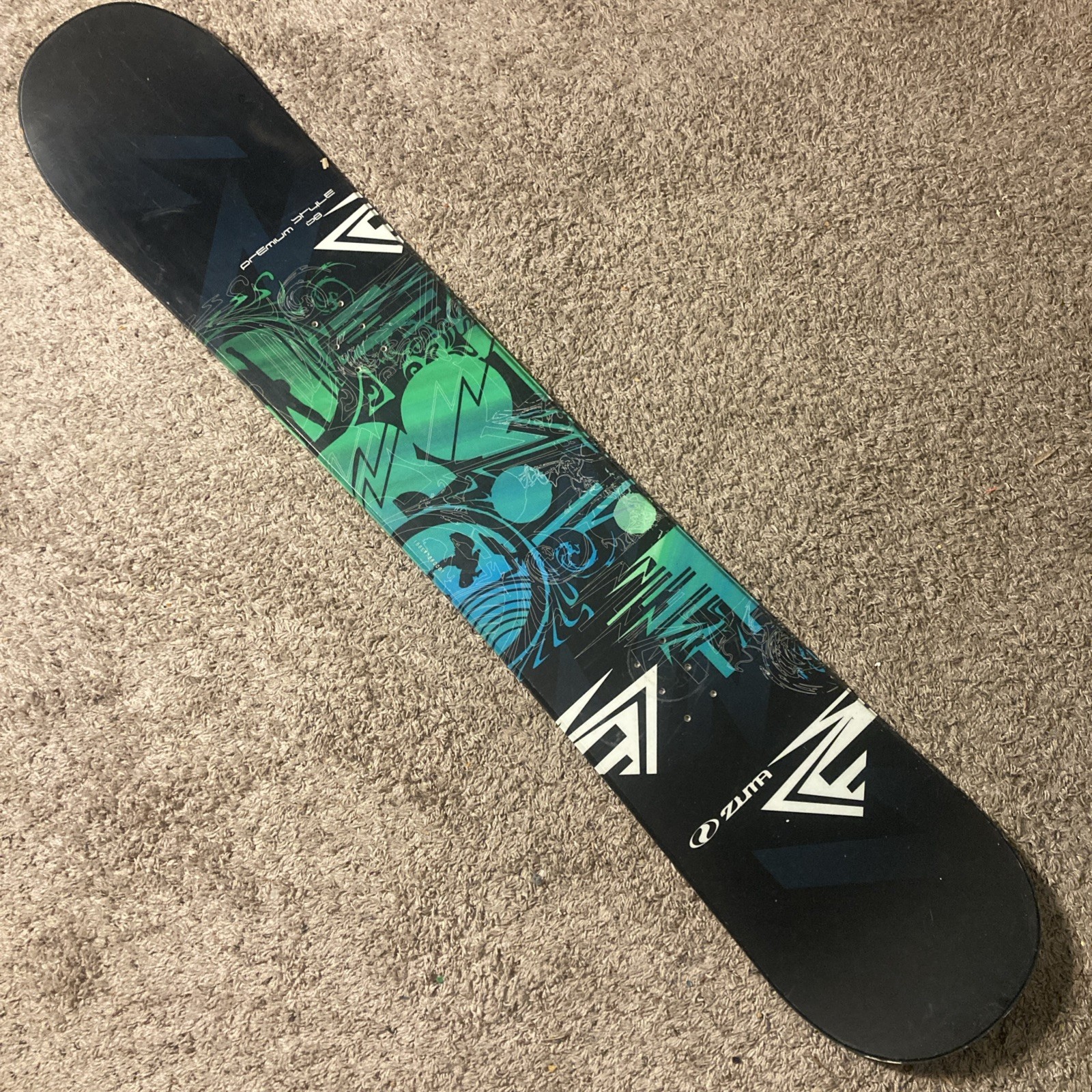 ZUMA Premium Style 158 cm Snowboard All Mountain Adult Black No Bindings