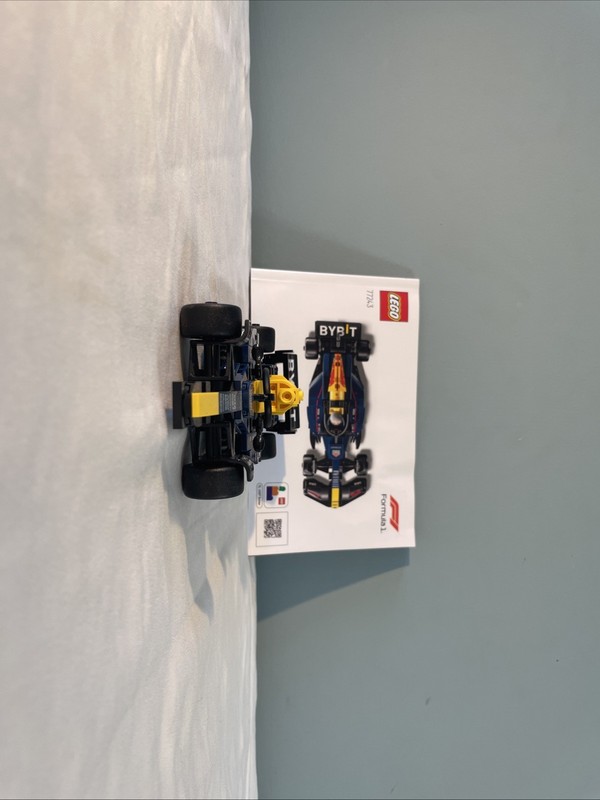LEGO Speed Champions Formula One Red Bull Racing F1 Car Set 77243