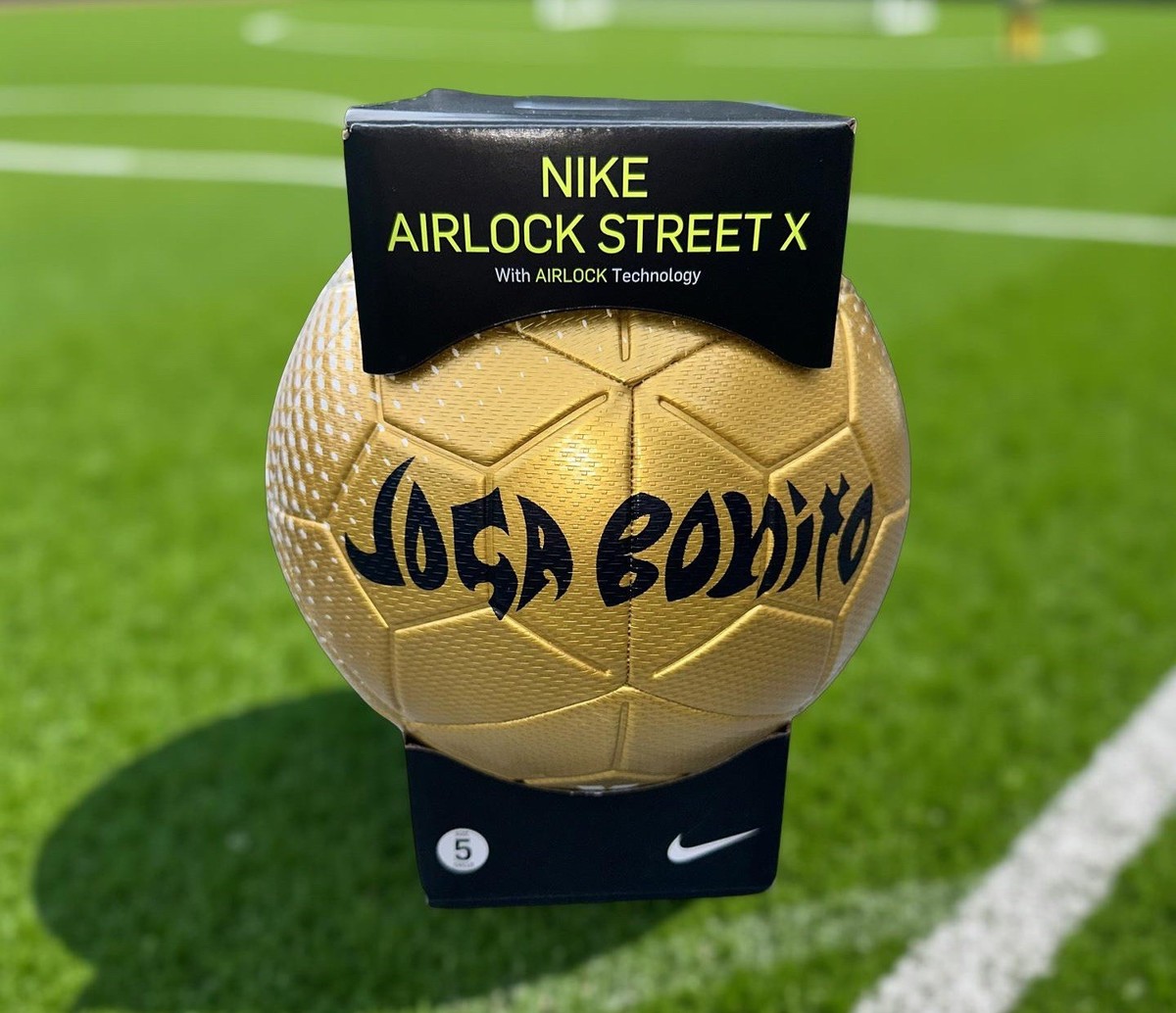 レア NIKE Airlock STREET X JOGA 5 サッカーボール Nike Airlock Street X Joga Soccer Round Ball Sports Leisure Size-5