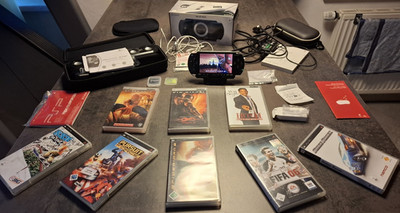 PSP 1004 Sammler-Paket   OVP, Custom Firmware & Retro-Emulatoren