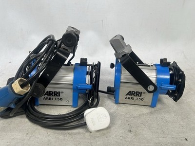 ARRI Junior 150w Wolfram Fresnel Lampe - Arbeit Großpackung Mit 2