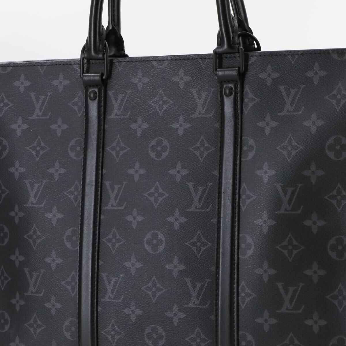 LOUIS VUITTON Monogram Eclipse Sac Plat Horizontal Zippe Bag