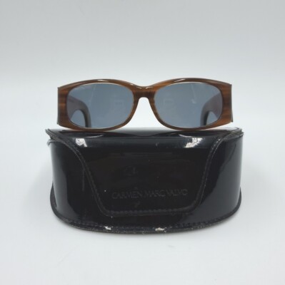 Carmen Marc Valvo sunglasses with case Carmen Marc Valvo | Accessories | Carmen Marc Valvo Black  main image 2
