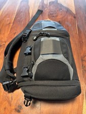 Bundle Nikon Digital Camera D 5000 With 3 Lenses And Case.