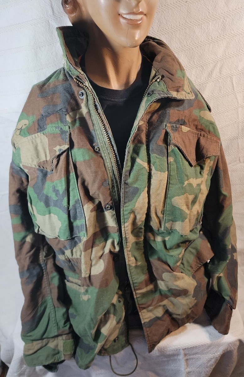 US ARMY SMALL SHORT COAT COLD WEATHER FIELD CAMOUFLAGE VTG US ARMY SMALL SHORT COAT COLD WEATHER FIELD CAMOUFLAGE VTG