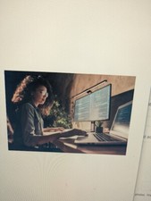 DAYLIGHT MONITOR LAMP MODEL NO. UN8030 COMPUTER MONITOR LIGHT//BLACK NEW IN BOX