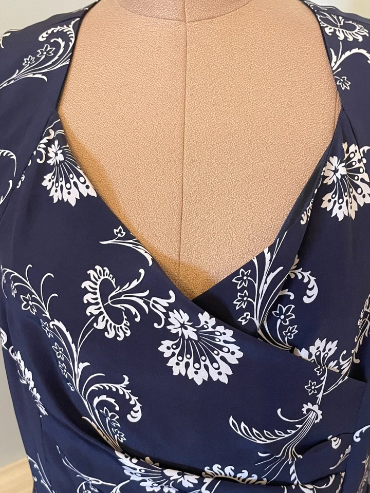 Платье Pendleton размер 16 миниатюрное 100% шелк платье без рукавов с подкладкой темно-синий белый - Изображение 2 из 4