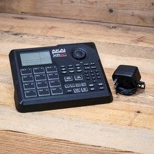 Akai XR-20 Beat Production Center Drum Machine XR20 Rhythm U285372