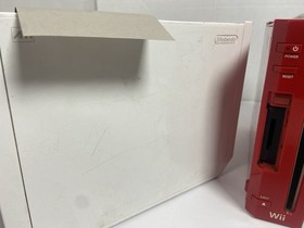 Wii Consoles Lot Of 5 - For Parts or Repair As Is RVL-001 RVL-101 READ