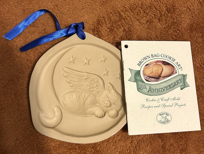 Brown Bag Cookie Art Kitten Moon Cat Clay Cookie Stamp Reusable Beige Vintage