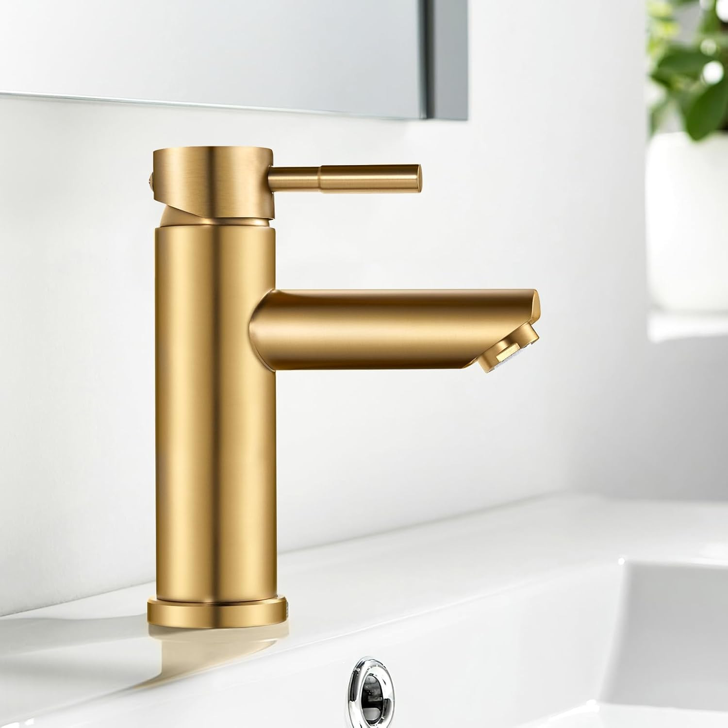 Kisimixer Bathroom Sink Taps, Single Lever Hot and Cold Basin Mixer Tap 1 Hole w
