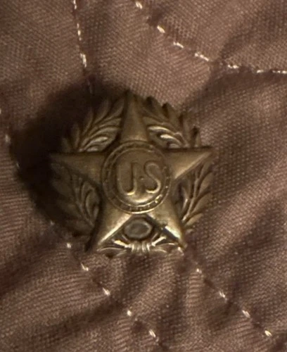 WW1 US Army Honorable Discharge Lapel Button Hole Pin Military