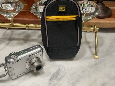 Sony Cyber-shot DSC-S650 7.2MP Digital Camera - Silver 27242705128