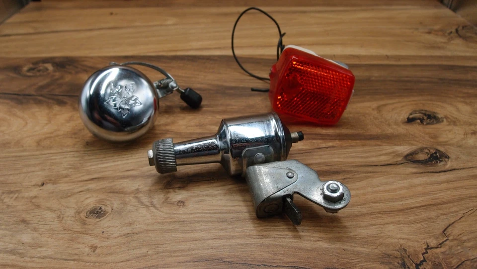 1980's vintage touring bike bell with lights and dynamo - Image 2 of 4