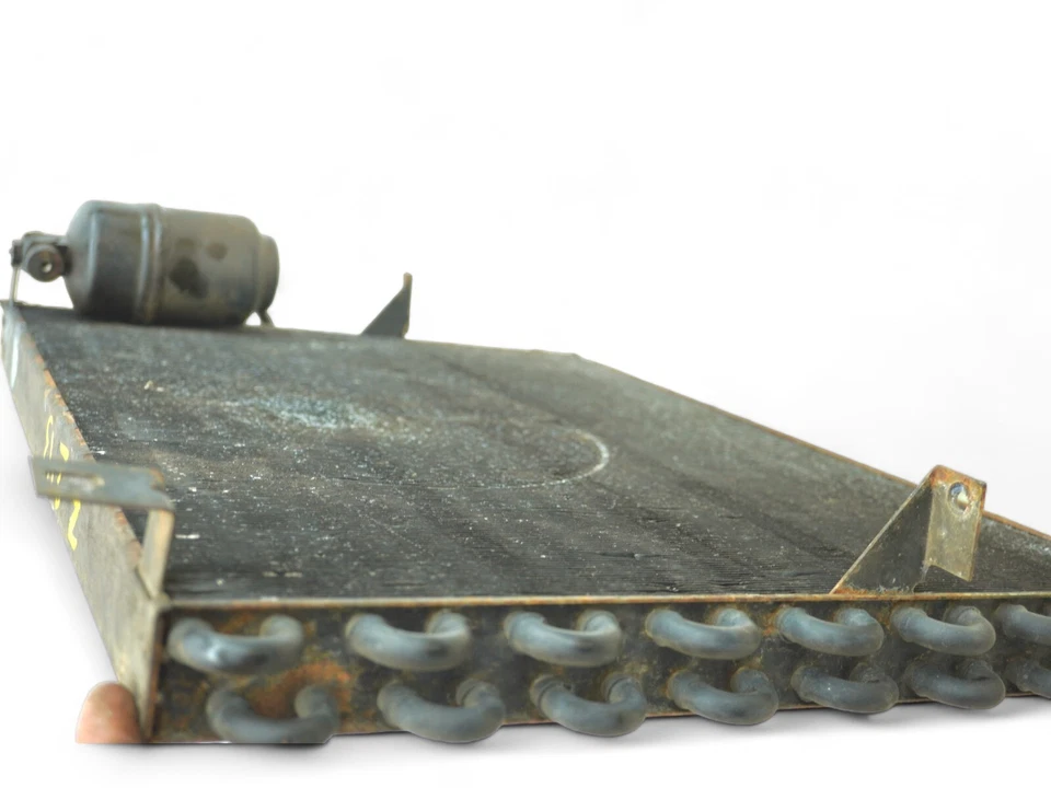 1972 - 1980 Mercedes Benz S Class W116 4.5L Condenser Cooling Coolant Unit Oem - Image 3 of 4