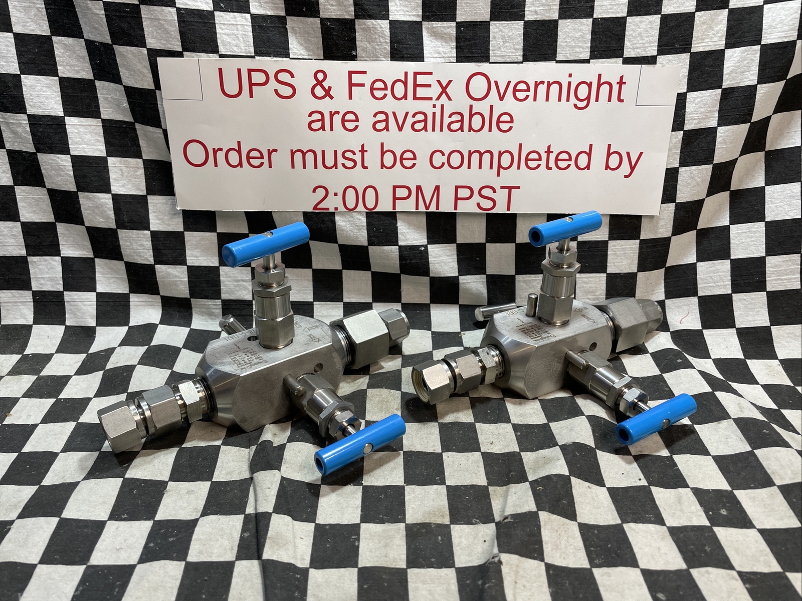 Swagelok 3Valve Instrument Manifold SSV3NBM12F8G11421, LOT OF 2