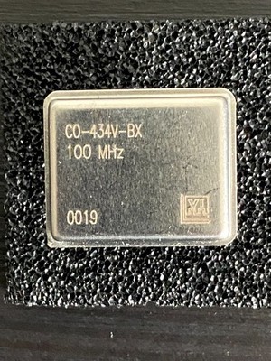 1pc  CO-434V-BX ECL/PECL 100 MHz Clock Oscillator 