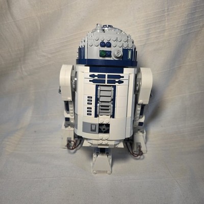 LEGO Star Wars R2-D2 75379 Complete Set 2314pc 18+ Retired No Box/Manual