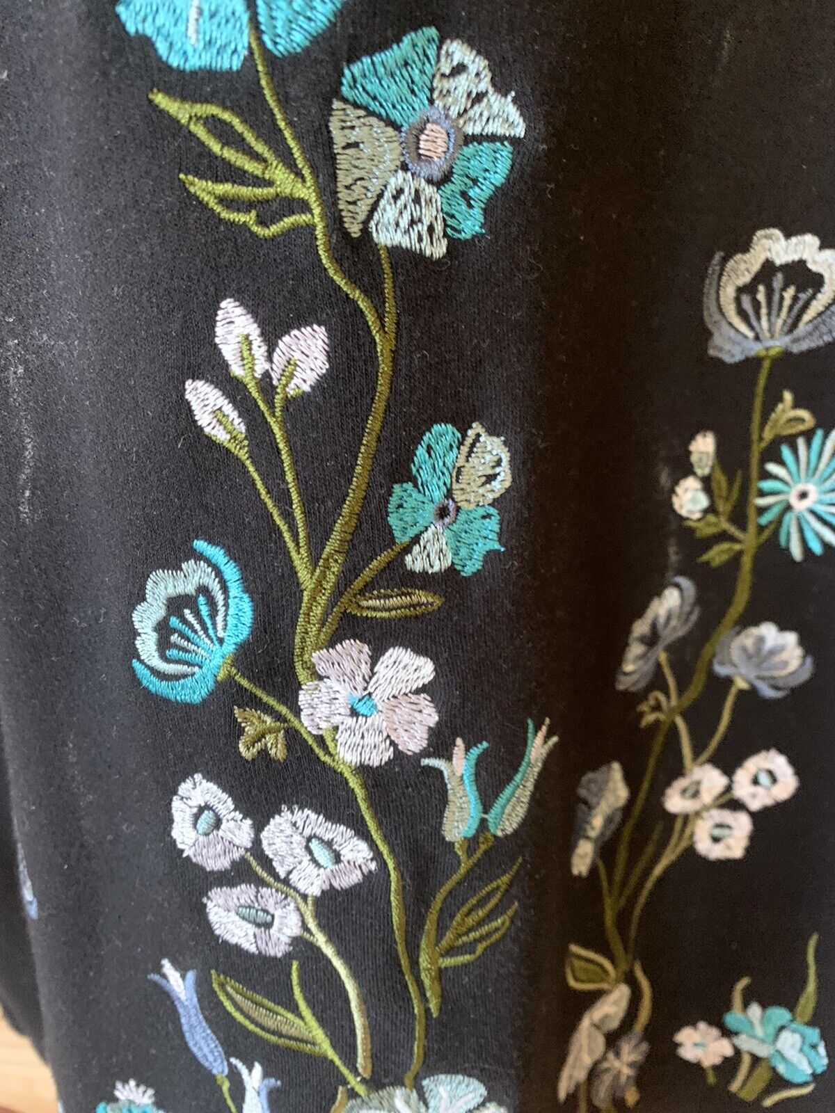 Picture 2 of 5
