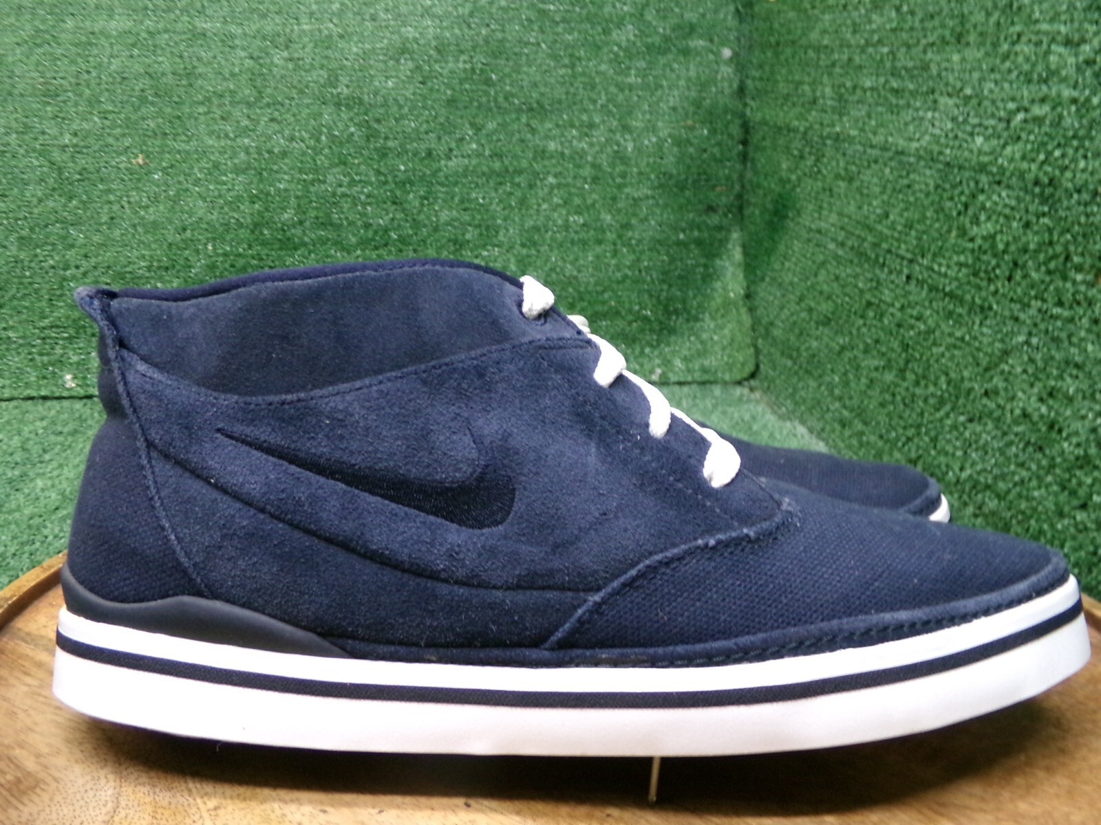 Nike SB Men's 6.0 Midnight Navy Black Suede Skate Shoes Size 9.5 (407715-403)