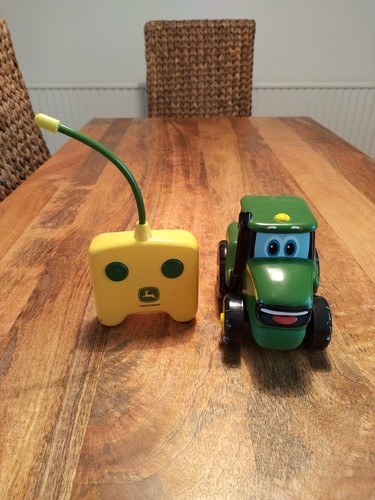 John Deere Remote Controlled Johnny Tractor, Remote Control Car Farm Toy, Tomy