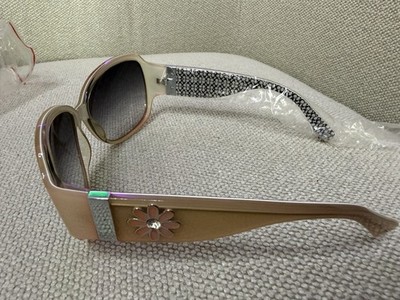 Coach April S444 oversized sunglasses featuring a pink  display picture 2