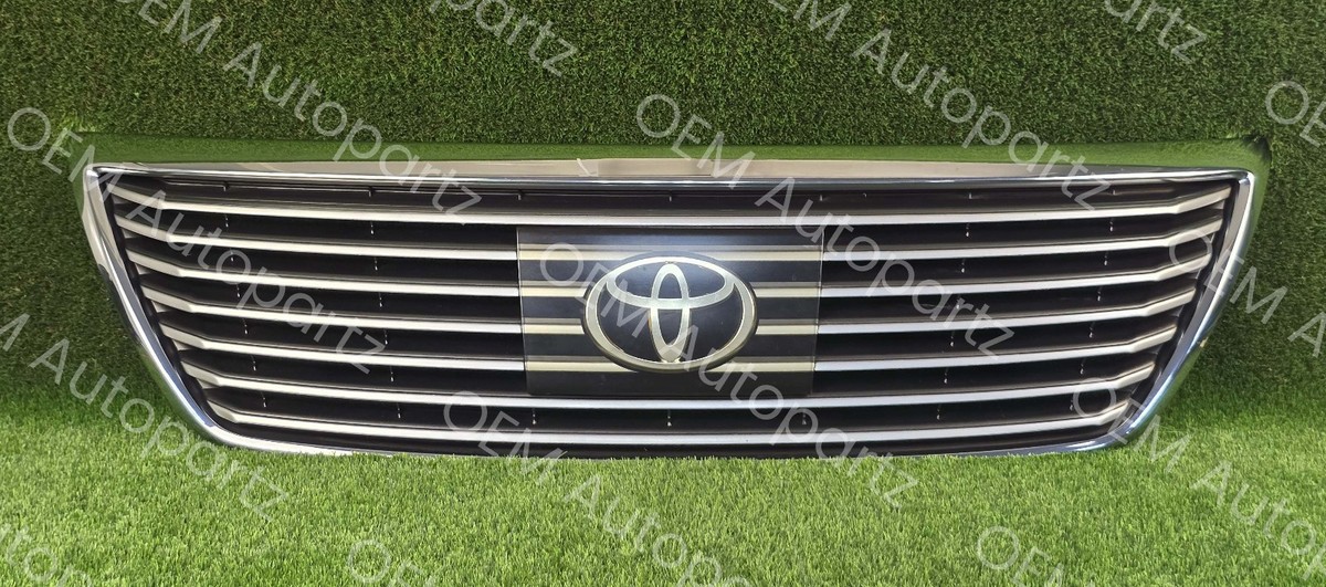 2004-2006 Lexus LS430 Fron grill with Radar Emblem Oem jdm Used