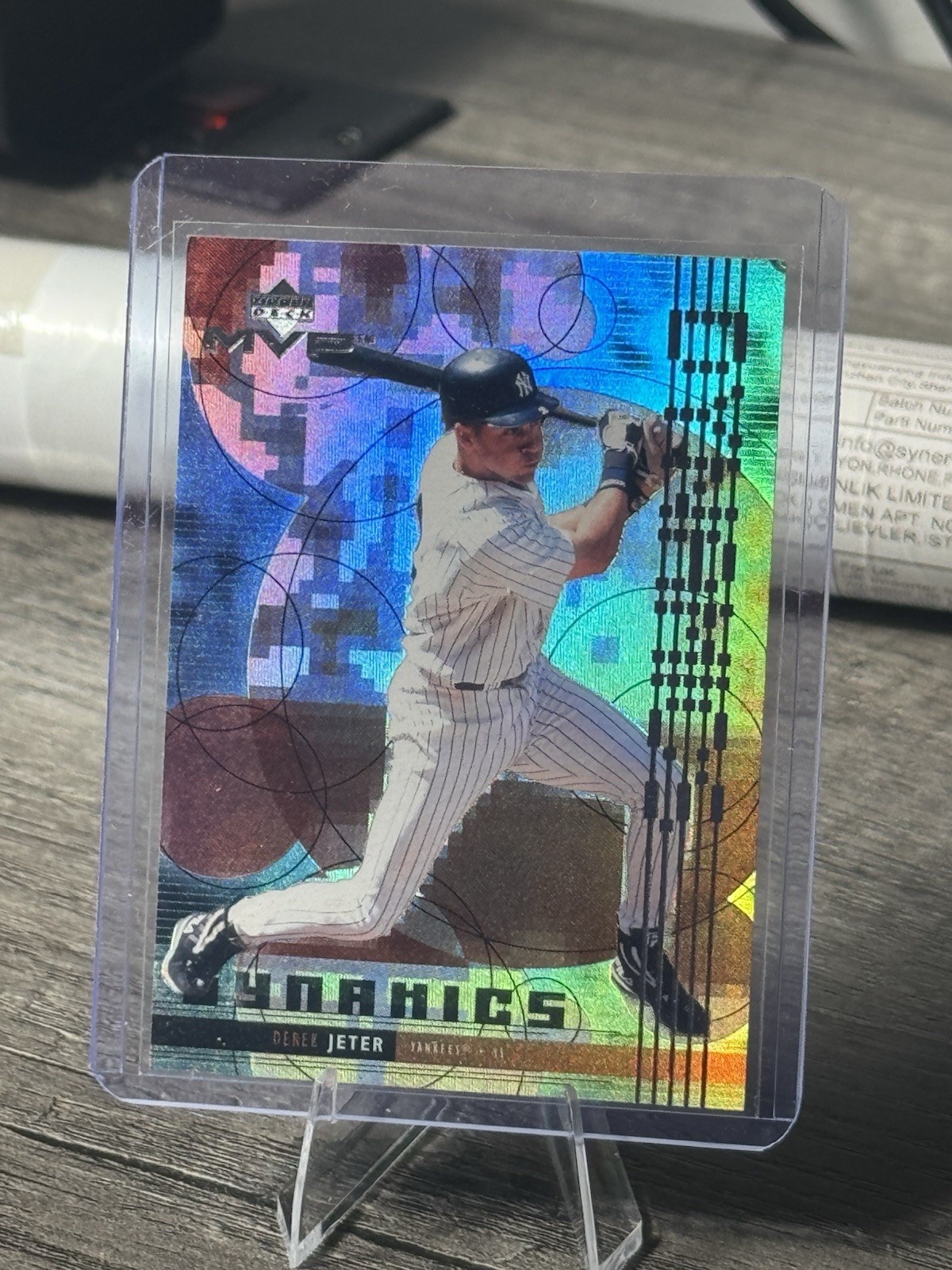 1999 Upper Deck MVP - Dynamics Derek Jeter #D11