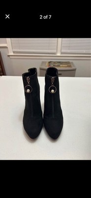 Nine West Qualifide Black Suede Pearl Zipper Ankle Boots Size 6M