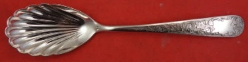 Old Maryland Engraved by Kirk Sterling Silver Sugar Spoon shell 6 1/4"
Opens in a new window or tab