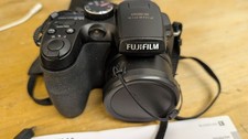 Fujifilm Finepix S1500 10.0MP Digital Bridge Camera 12x ootical zoom. BA