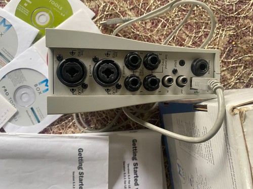 MBOX USB Audio Interface - First Generation from Digidesign/Avid - Picture 6 of 10