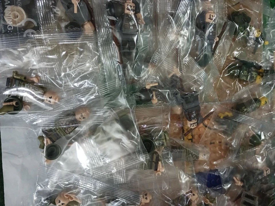 минифигурки фигурки, солдаты + больше. огромный лот из 48 человек фигурки + блоки - Изображение 4 из 4