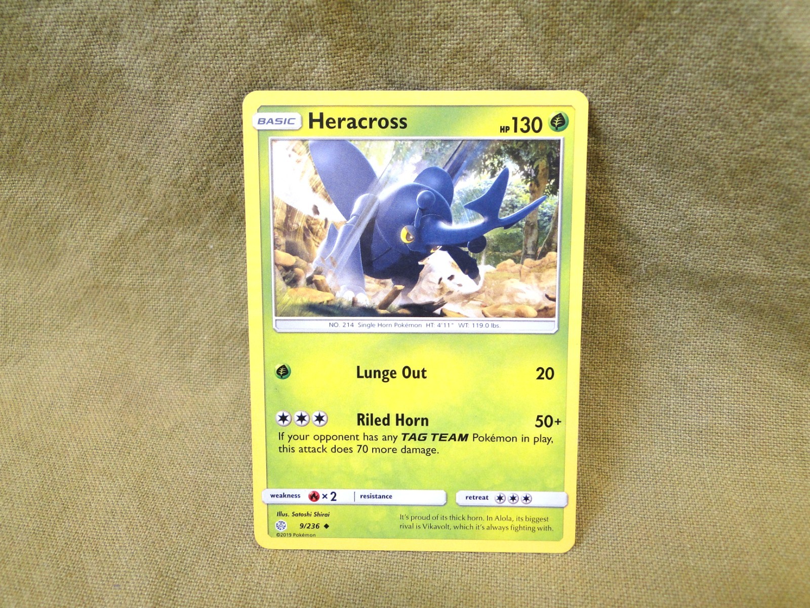 Pokemon Trading Card - Cosmic Eclipse: Heracross 9/236