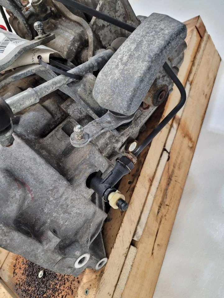 2011 - 2019 MITSUBISHI OUTLANDER SPORT 5 Spd Manual Transmission  Foto 3 de 4