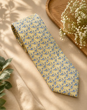 Vineyard Vines Yellow Golf Club Fish Sports Theme Silk Necktie 57"x3.75" Preppy
