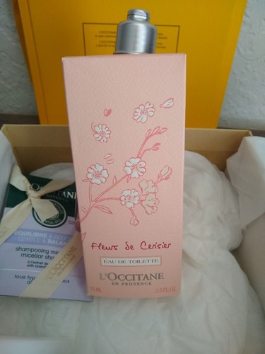 L' OCCITANE - Picture 3 of 8