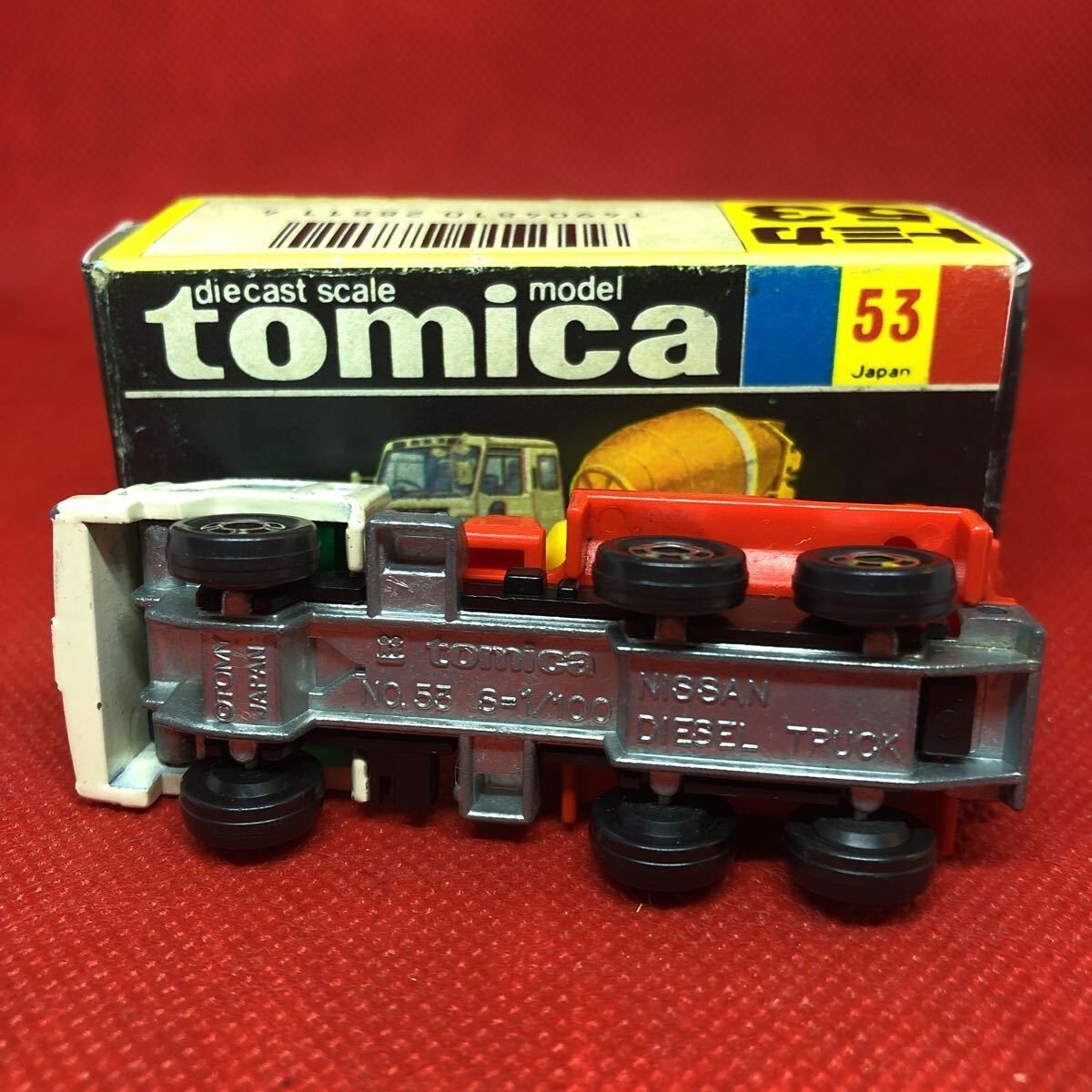Tomica Black Box 53 Nissan Diesel Mixer Truck Car Made in