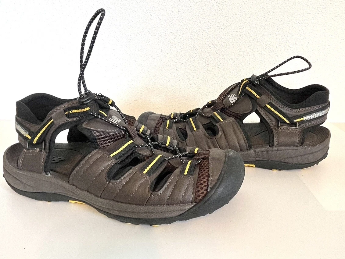 Sandalo New Balance Appalachian M2040BR uomo 8 D marrone in perfette condizioni