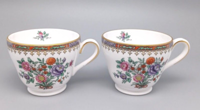 2 Tea Cups Vintage Spode Lowestoft Floral Gold Trim Discontinued