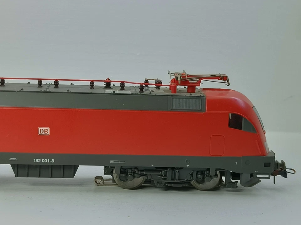 Piko - H0 E-Lok BR 182 001-8 der DB in rot - Digitales Licht - mit Mittelleiter - Bild 3 von 4