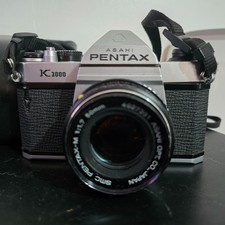 Pentax K1000 35mm SLR Film Camera with 50mm Lens Kit With Case