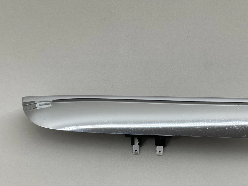 Chrome 02-05 Mercedes W163 ML500 ML320 tampa do porta-malas trava alça acabamento de moldura fabricante de equipamento original - Imagem 3 de 4