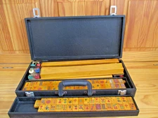 Vintage  Mah Jong Set Butterscotch Catalin Tiles & Bakelite Racks Nice !!!