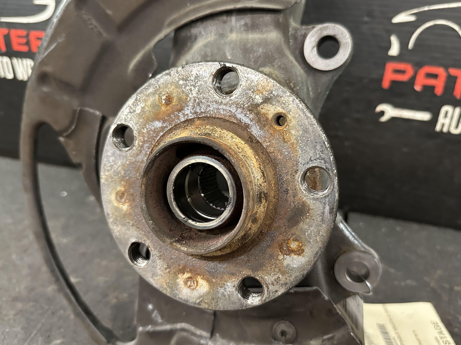 2003-2010 BENTLEY CONTINENTAL FRONT DRIVER LEFT LH STEERING KNUCKLE AWD