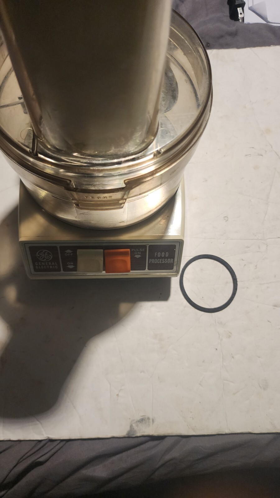 Complete VINTAGE General Electric GE Food Processor Model D1-4200